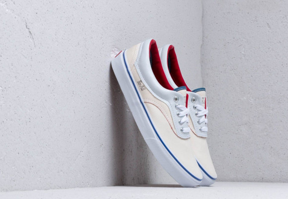VANS Outside In Era Shoes ((outside In) Natural/stv Navy/red) Women White - VN0A38FRVME1