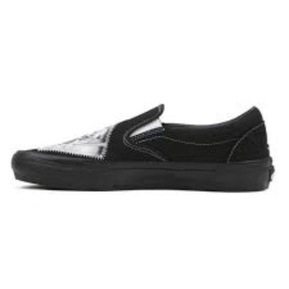 Vans Lizzie x Sailor Moon Skate Slip-On 'Black White' VN0A5FCAYB21 - VN0A5FCAYB21