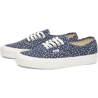 Vans UA Authentic 44 DX Sneakers in Floral Navy - VN0A7Q5CNVY1