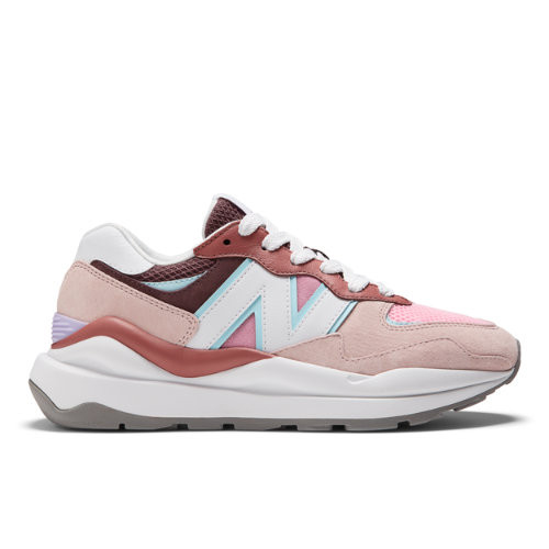 New Balance Women's W5740PSP Sneakers in Pink Sand - W5740PSP
