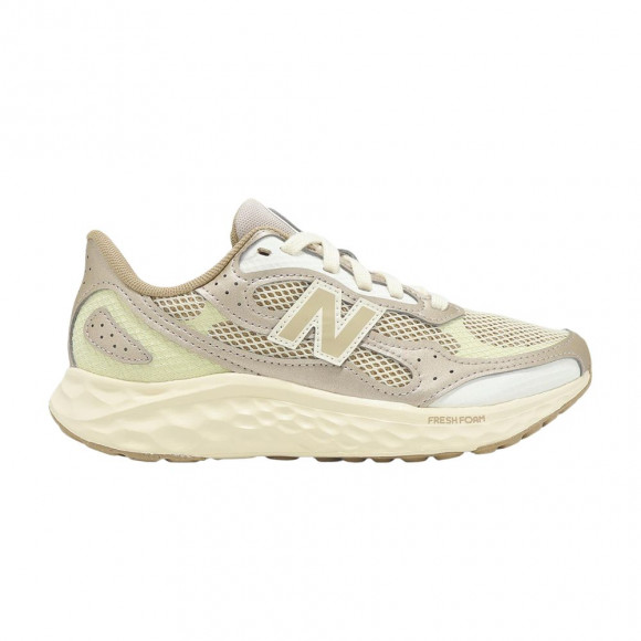 New Balance Wmns Fresh Foam Arishi V4 Tiralux D Wide 'Incense Angora Light Gold Metallic' | Tan | Women's Size 8.5 - WARISTG4D
