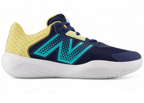 New Balance Women's 696v6 Tennis Shoes - White/Green - WCH696I6