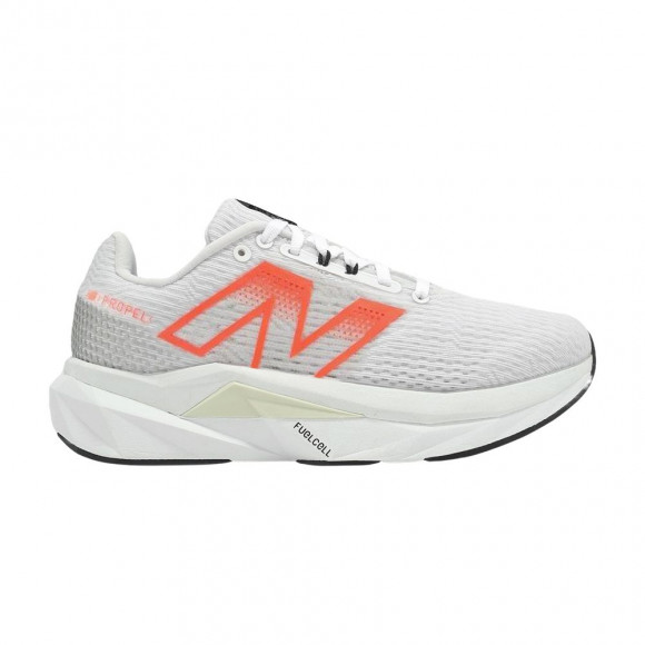 New Balance Wmns Fuelcell Propel v5 Wide 'White Orange' | Women's Size 7.5 - WFCPRCY5D