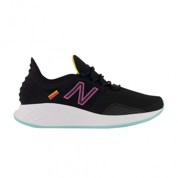 New Balance Wmns Fresh Foam Roav 'Black Fuchsia' | Women's Size 5 - WROAVRM1