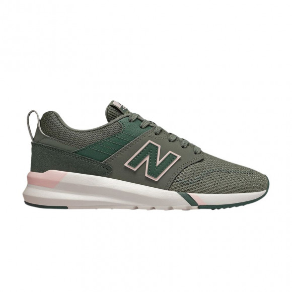 New Balance Wmns 009v1 'Green' | Women's Size 6.5 - WS009MG1