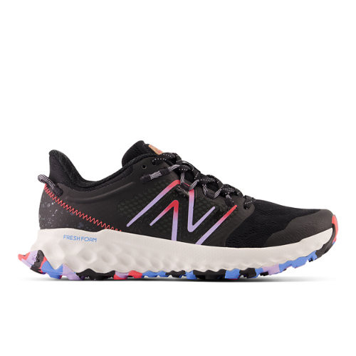 New Balance Women's Fresh Foam Garoé - Black/Purple/Red - WTGAROT1