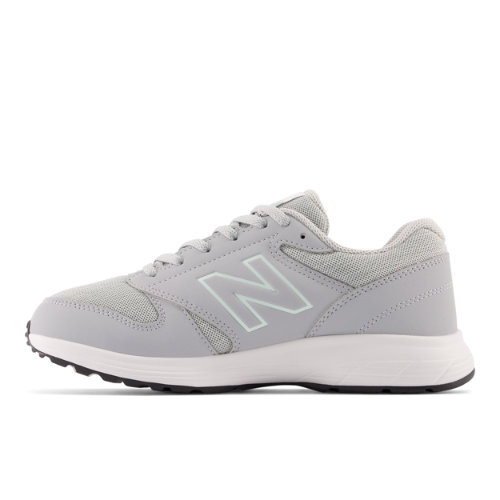 New Balance Women's 550V3 in Grey/Green Synthetic - WW550GM3