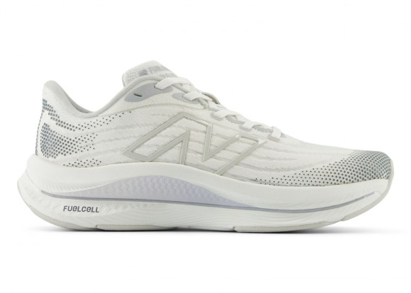 New Balance Women's FuelCell Walker Elite Walking Shoes - White/Grey - WWWKECS1