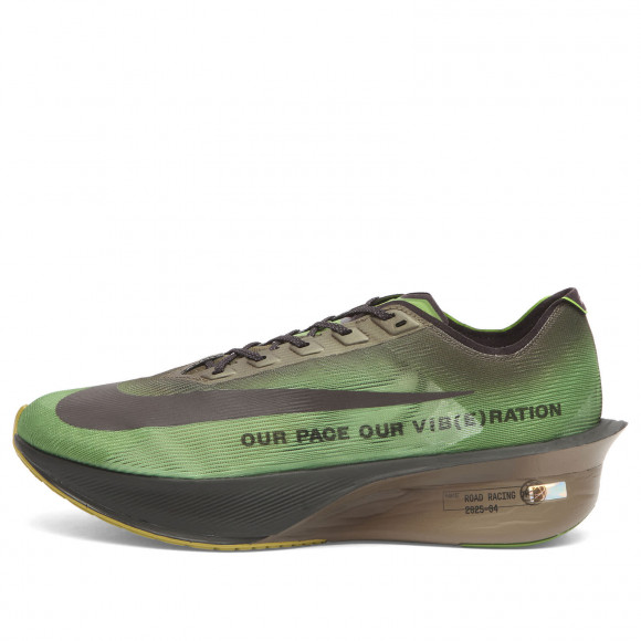 Men's Nike Vaporfly 4 Premium Sneakers in Chlorophyll/Burgundy Ash | Size: UK 6 | Mesh/Foam | END Clothing - shopify_US_11100093415762