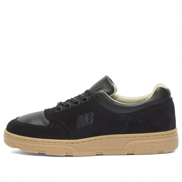 Men's New Balance Allerdale Sneakers in Black/Gum | Size: UK 8 | Leather/Rubber/Foam | END Clothing - shopify_US_11100100002130