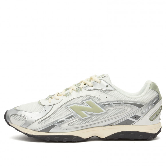 New Balance 204L Sneakers in Silver Metallic | Size: UK 4 | Mesh/Rubber/Eva | END Clothing - shopify_US_11100112847186