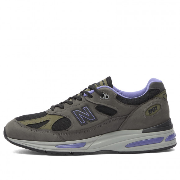 New Balance 991V2 Sneakers in Grey | Size: UK 7.5 | Mesh/Rubber/Synthetic | END Clothing - shopify_US_11100113797458