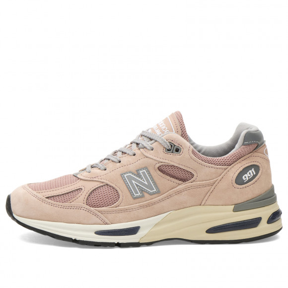 New Balance 991V2 Sneakers in Mahogany Rose/Silver | Size: UK 7 | Leather/Suede/Mesh | END Clothing - shopify_US_11100193522002