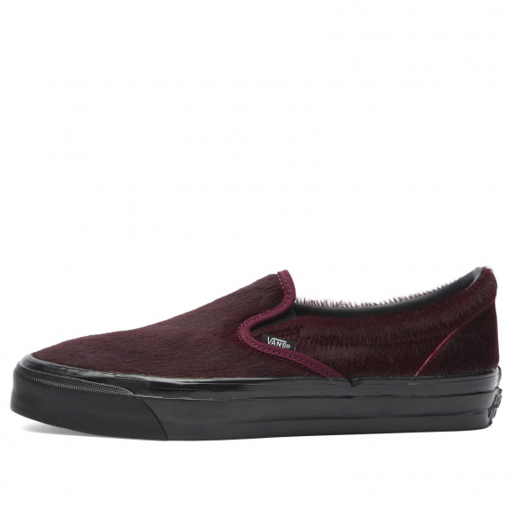 Vans Lx Classic Slip-On 98 Sneakers in Pony Hair Burgundy | Size: UK 7 | Canvas/Rubber/Foam | END Clothing - shopify_US_11100303917394