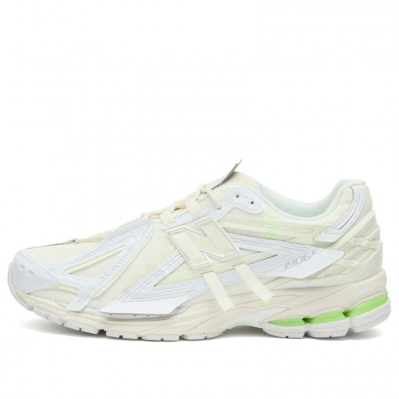New Balance 1906A Sneakers in White | Size: UK 7.5 | Mesh/Rubber/Synthetic | END Clothing - shopify_US_11100308570450