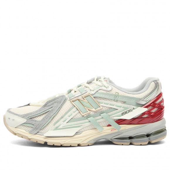 New Balance 1906 Sneakers in Sea Salt/Lone Star Grey | Size: UK 8.5 | Mesh/Rubber/Eva | END Clothing - shopify_US_11108802888018
