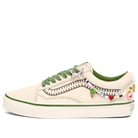 Men's Vans Lx Old Skool Charms Sneakers in Cream | Size: UK 8 | Suede/Foam | END Clothing - shopify_US_11108824678738