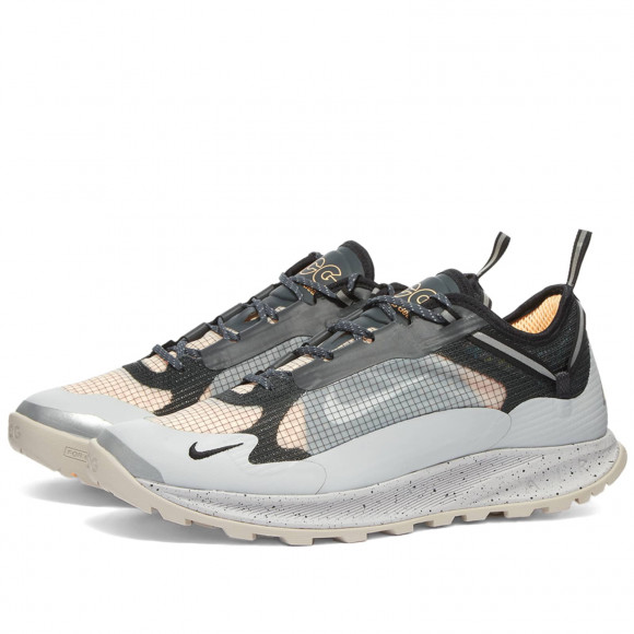 Nike Acg Air Nasu 2 Shoes in Grey Fog/Silver/Melon | Size: UK 7.5 | Rubber/Eva | END Clothing - shopify_US_11108853350738