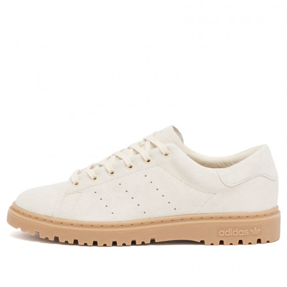 Adidas Stan Smith Freizeit Sneakers in Wonder White | Size: UK 8 | Suede/Rubber | END Clothing - shopify_US_11108921344338
