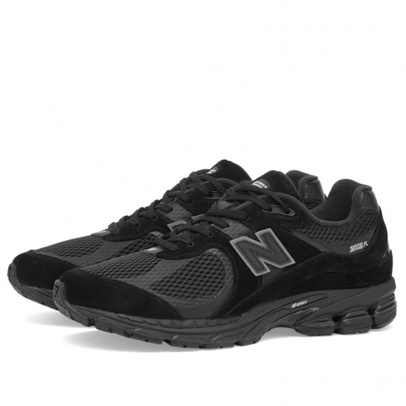 New Balance M2002Wb Shoes in Black | Size: UK 6 | Suede/Mesh/Rubber | END Clothing - shopify_US_11108983079250