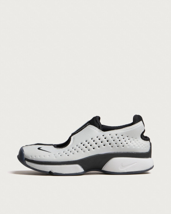 Women's Nike W Air Rift 2 Sneakers in Metallic Silver/Black/Vast Grey | Size: UK 5 | Mesh/Rubber | END Clothing - shopify_US_11141137891666