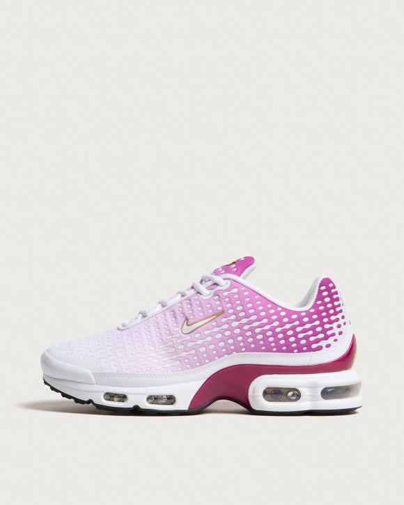 Men's Nike Air Max Plus Vii Sneakers in Raspberry Red/White/Metallic Gold | Size: UK 3 | Mesh/Rubber | END Clothing - shopify_US_11141154603346