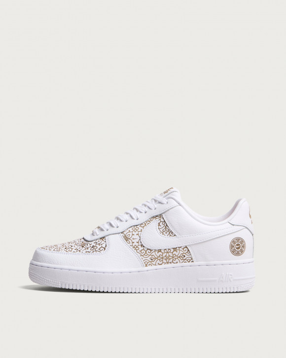 Men's Nike Air Force 1 '07 Lv8 Sneakers in White/Light Orewood Brown/Marakesh | Size: UK 3 | Rubber/Foam/Leather | END Clothing - shopify_US_11141156340050
