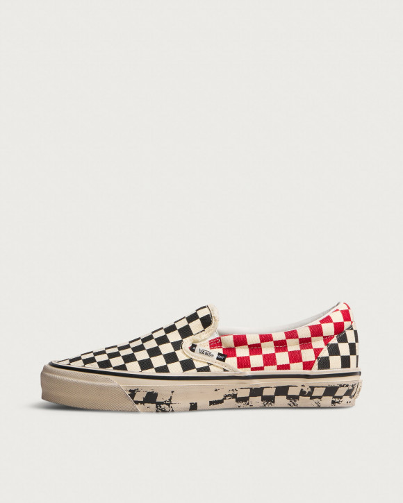 Men's Vans A.o.d. Lx Classic Slip-On 98 Shoes in Black/Red Checkerboard | Size: UK 3.5 | Canvas/Rubber | END Clothing - shopify_US_11141164269906