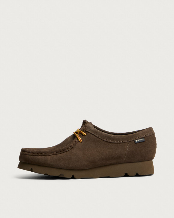 Women's Clarks Originals Wallabee Gore-Tex Shoes in Dark Olive Suede | Size: UK 3 | 100% Suede | END Clothing - shopify_US_11162870382930